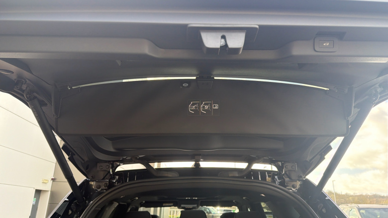 Land Rover Discovery 3.0 D350 Tempest 5dr Auto Diesel Station Wagon